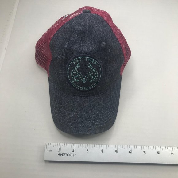 Realtree Women's Hook and Loop Adjustable Blue Denim And Mesh Cap Preowned - Picture 10 of 10